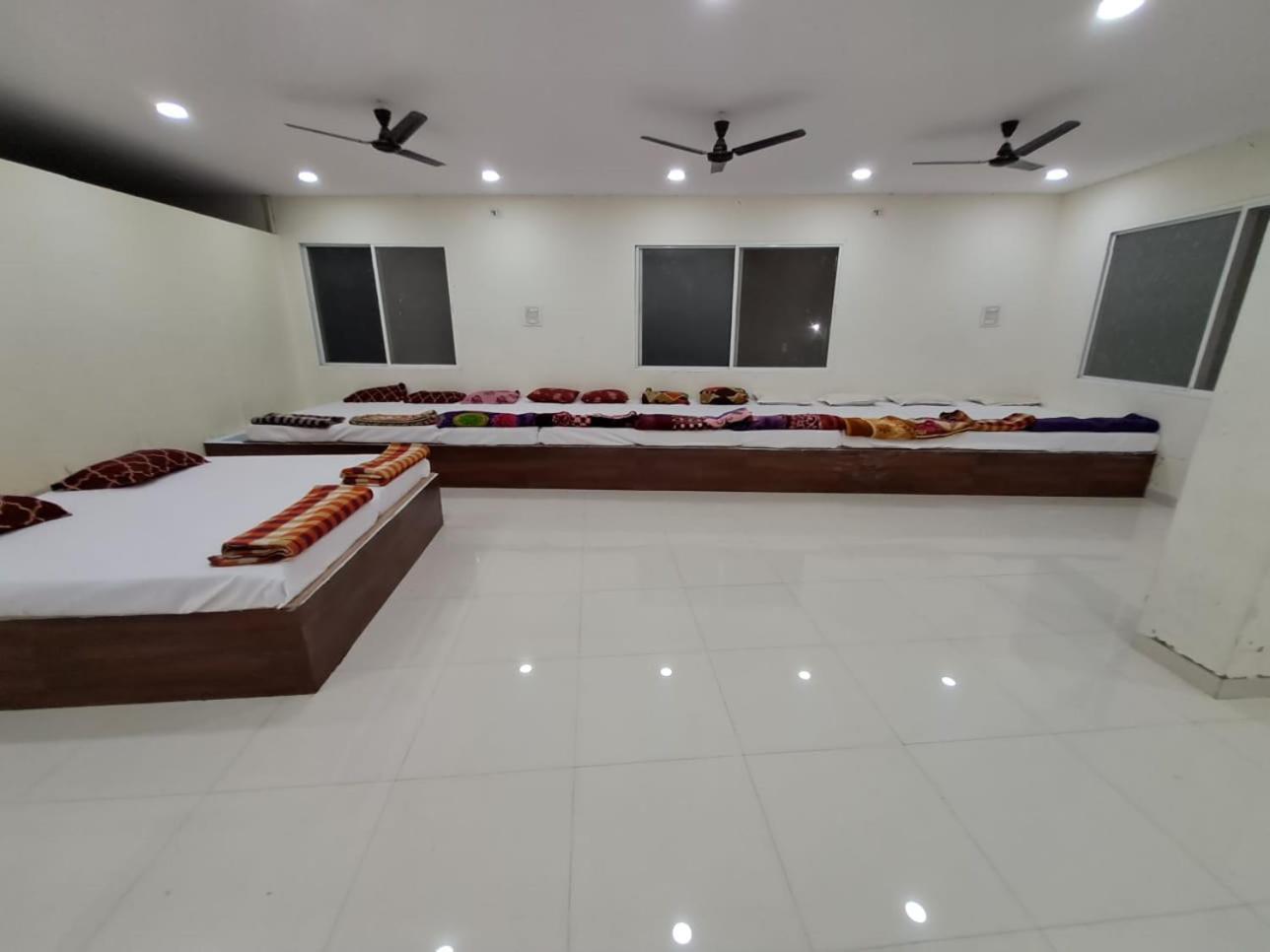 Shree Sawariya Yatri Grah Hotel Ujjain Exterior photo